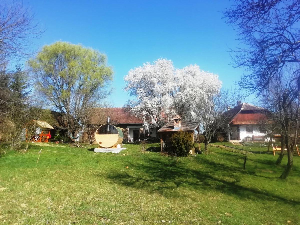Fecskefeszek Vendeghaz Oriszentpeter Hotel Bagian luar foto